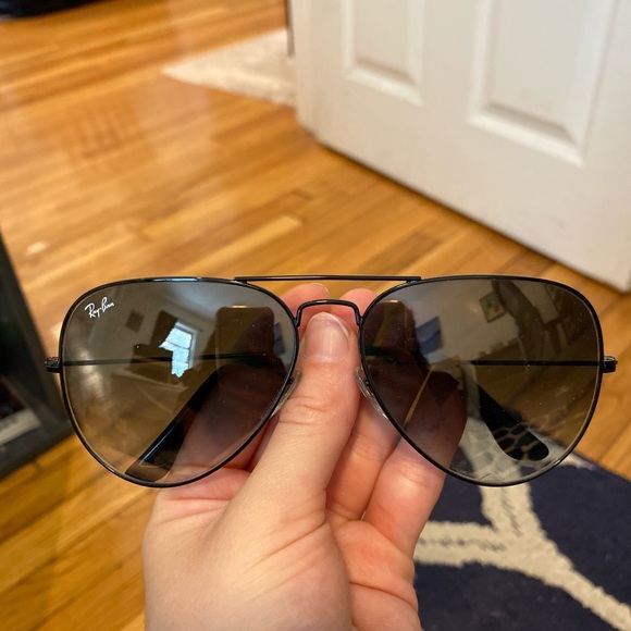 Ray bans - Picture 2 of 3